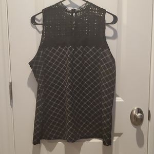 Maurices sleeveless blouse, size Large